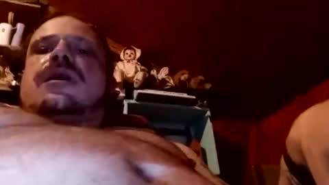 Snapshot of mikeblair5081 chatting on November 2025 08:28:01 AM mikeblair5081 online show from November 2025 08:28:01 AM