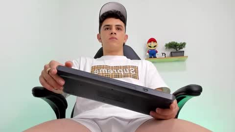 Mike Cooper online show from February 2026 06:22:01 AM