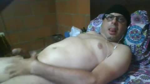 Snapshot of mikedonovan33 chatting on May 2026 06:20:01 AM mikedonovan33 online show from May 2026 06:20:01 AM