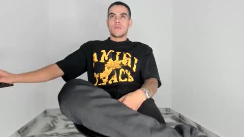 Snapshot of mikee_scooth chatting on January 2026 06:02:02 PM mikee_scooth online show from January 2026 06:02:02 PM