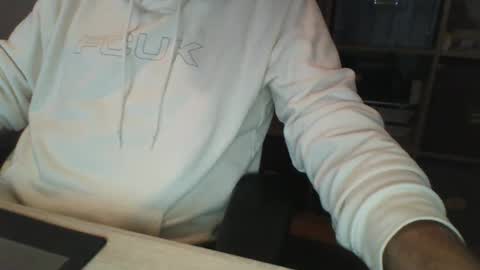 mikefun4711 online show from November 2025 06:12:02 AM