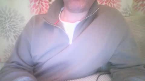 Snapshot of mikehockishuge9 chatting on February 2026 12:45:02 AM mikehockishuge9 online show from February 2026 12:45:02 AM