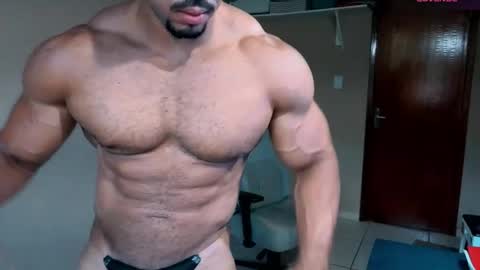 Snapshot of mikehotk chatting on October 2025 07:46:02 PM mikehotk online show from October 2025 07:46:02 PM