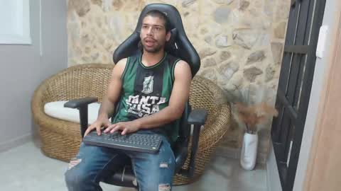 MIKE PARK  online show from October 2025 11:09:02 AM