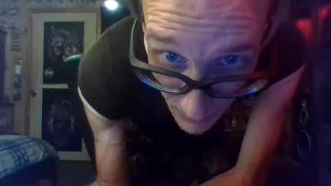 Michael online show from September 2025 01:09:02 AM