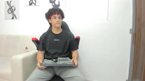 mikey_banji online show from September 2025 12:39:01 PM