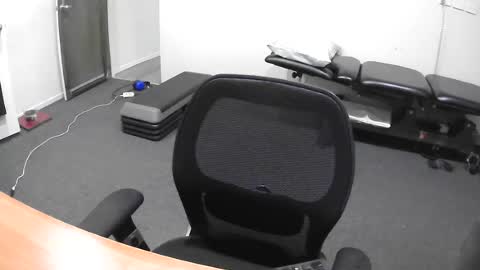 mikeyd87496034 online show from August 2026 10:19:01 PM