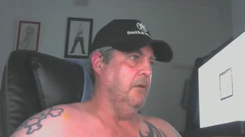 Snapshot of mikeyomalley73999 chatting on October 2025 08:59:02 AM mikeyomalley73999 online show from October 2025 08:59:02 AM