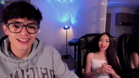 Snapshot of mikeyvioleta chatting on February 2026 09:43:01 AM VIOLETAMIKE online show from February 2026 09:43:01 AM