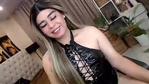 Theresa Luna online show from February 2026 08:27:02 PM