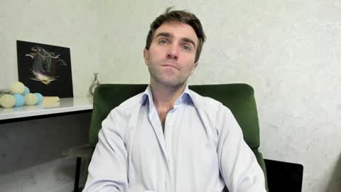 Mikhail online show from February 2025 12:47:02 PM