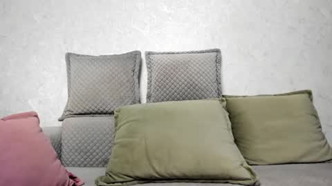 Mikhail online show from February 2025 08:06:01 AM