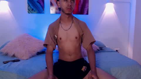 Mikhel online show from February 2026 10:26:01 PM