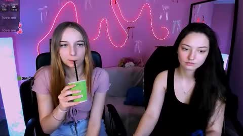 Miki online show from March 2026 08:26:33 AM