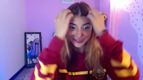 Mikka 3 online show from October 2025 01:30:02 PM