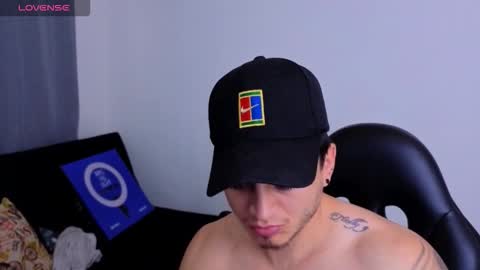 MIKKE online show from February 2026 02:43:01 PM