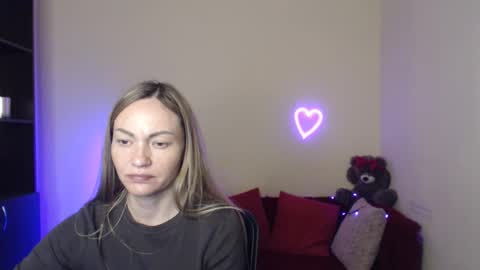 Adalina online show from May 2026 11:26:01 AM