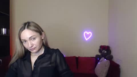 Snapshot of mikkey_mouse8 chatting on May 2026 11:27:02 AM Adalina online show from May 2026 11:27:02 AM