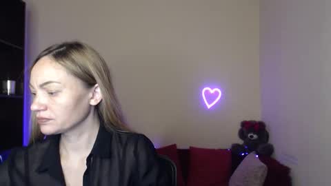 Snapshot of mikkey_mouse8 chatting on June 2026 11:27:02 AM Adalina online show from June 2026 11:27:02 AM