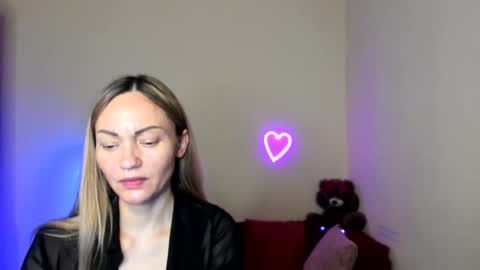 Snapshot of mikkey_mouse8 chatting on June 2026 11:41:02 AM Adalina online show from June 2026 11:41:02 AM