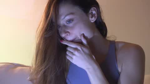 Snapshot of mikky50 chatting on January 2025 10:59:01 PM Maaike online show from January 2025 10:59:01 PM