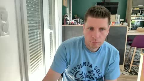 miklp8463 online show from May 2026 07:26:02 AM