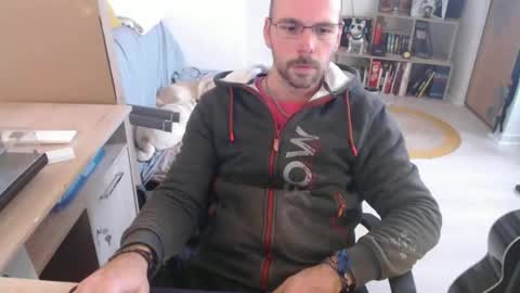 Snapshot of mikmik91 chatting on November 2025 11:33:01 AM mikmik91 online show from November 2025 11:33:01 AM