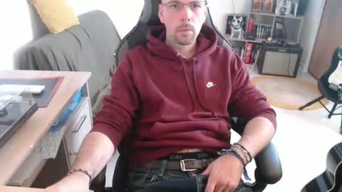 mikmik91 online show from February 2026 11:28:02 AM