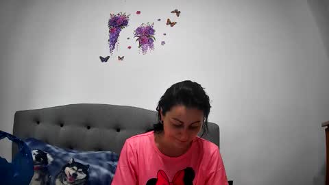 Mikyloveu online show from June 2026 04:29:01 PM