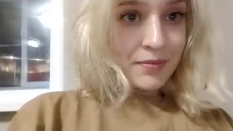 Snapshot of mila_420 chatting on September 2025 07:06:02 PM Mila 420 online show from September 2025 07:06:02 PM