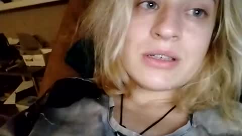 Snapshot of mila_420 chatting on October 2025 03:24:02 PM Mila 420 online show from October 2025 03:24:02 PM