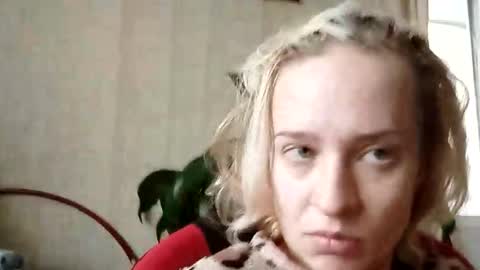 Snapshot of mila_420 chatting on October 2025 07:09:02 AM Mila 420 online show from October 2025 07:09:02 AM