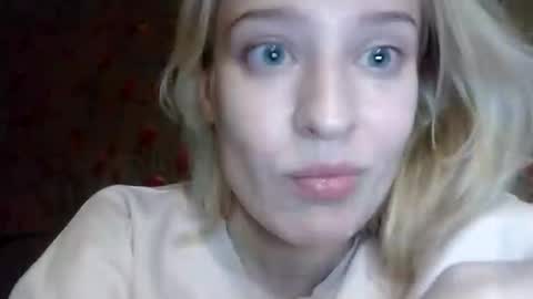 Snapshot of mila_420 chatting on November 2025 06:53:01 PM Mila 420 online show from November 2025 06:53:01 PM