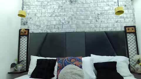 mila_adamss online show from February 2025 10:59:02 AM