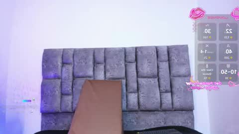 mila  online show from November 2025 09:09:01 AM