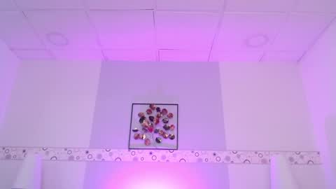 Mila  online show from December 2024 08:04:02 PM