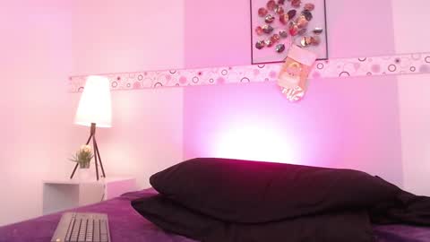 Mila  online show from December 2024 11:12:02 PM