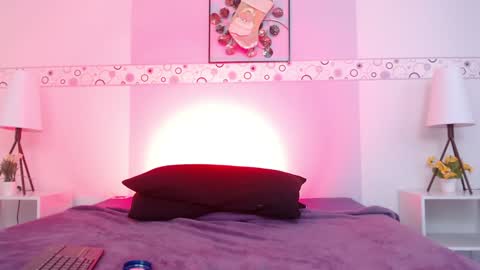 Mila  online show from December 2024 02:49:02 AM