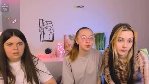 mila_glow online show from September 2025 08:25:01 AM