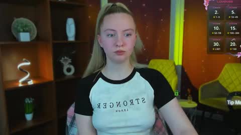 mila_glow online show from May 2026 07:07:02 PM