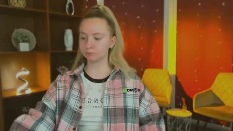 mila_glow online show from May 2026 06:46:02 PM