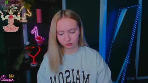 mila_glow online show from May 2026 07:08:02 PM