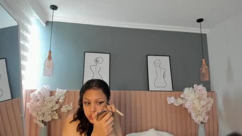 mila_hank online show from February 2026 12:16:01 PM