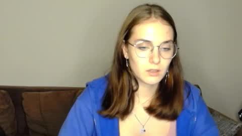 Snapshot of mila_keyy chatting on September 2025 09:04:02 PM mila_keyy online show from September 2025 09:04:02 PM