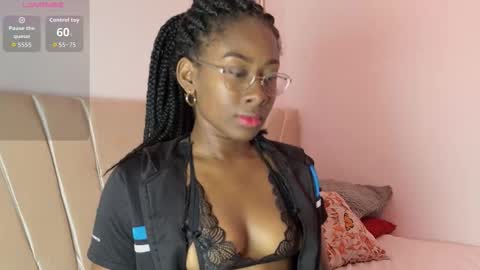 Snapshot of mila_n_max chatting on October 2025 12:34:02 PM Mila Max online show from October 2025 12:34:02 PM