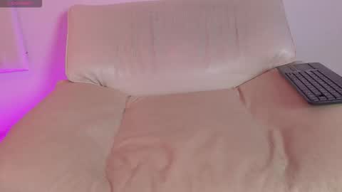 Snapshot of mila_n_max chatting on October 2025 12:49:02 AM Mila Max online show from October 2025 12:49:02 AM