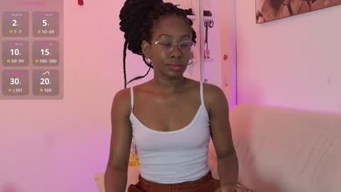 Snapshot of mila_n_max chatting on November 2025 12:07:01 PM Mila Max online show from November 2025 12:07:01 PM