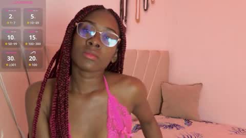 Snapshot of mila_n_max chatting on November 2025 12:26:01 PM Mila Max online show from November 2025 12:26:01 PM