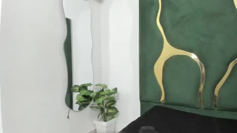 Snapshot of mila_petiteasm chatting on July 2026 12:13:01 PM mila_petiteasm online show from July 2026 12:13:01 PM