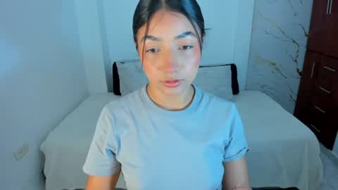Snapshot of mila_rose1 chatting on June 2026 01:06:01 AM martina online show from June 2026 01:06:01 AM